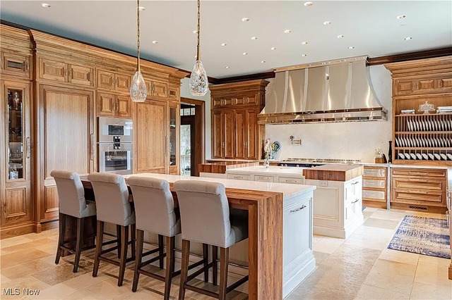 "Nhà tân hôn" 457 tỷ của Taylor Swift - Travis Kelce: Sang chảnh đến lóa mắt, "cô tiếng Anh và thầy thể dục" ở đây là đúng bài!- Ảnh 4. "Nhà tân hôn" 457 tỷ của Taylor Swift - Travis Kelce: Sang chảnh đến lóa mắt, "cô tiếng Anh và thầy thể dục" ở đây là đúng bài!- Ảnh 4.