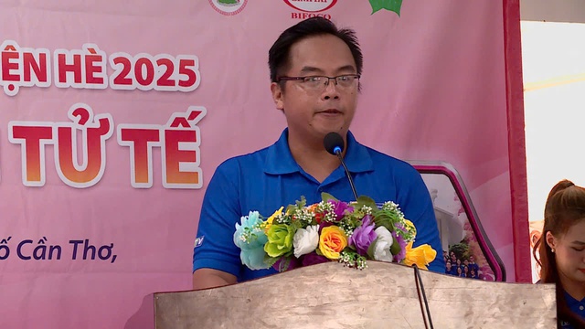 Lê Anh Tuấn đồng hành cùng Đoàn thanh niên Đài Truyền hình TP Hồ Chí Minh- Ảnh 2. Lê Anh Tuấn đồng hành cùng Đoàn thanh niên Đài Truyền hình TP Hồ Chí Minh- Ảnh 2.