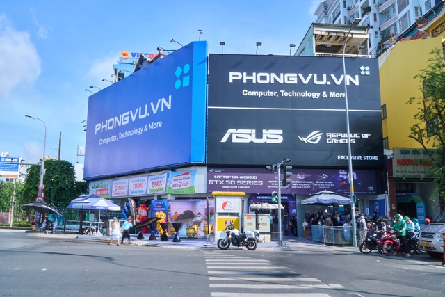 ASUS Exclusive Store đầu tiên tại TP.HCM khai trương, mở rộng mô hình bán lẻ hướng tới trải nghiệm người dùng- Ảnh 1.