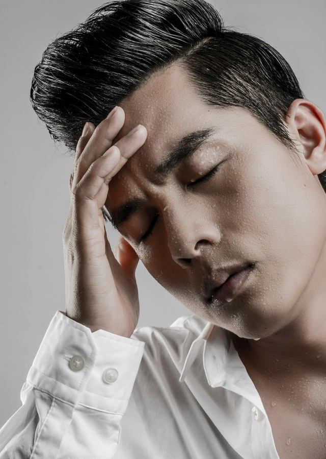 Nam nghệ sĩ đình đám phải một mình nuôi con, nhắn vợ bí mật ở nước ngoài: "Anh rất mệt mỏi"- Ảnh 1. Nam nghệ sĩ đình đám phải một mình nuôi con, nhắn vợ bí mật ở nước ngoài: "Anh rất mệt mỏi"- Ảnh 1.