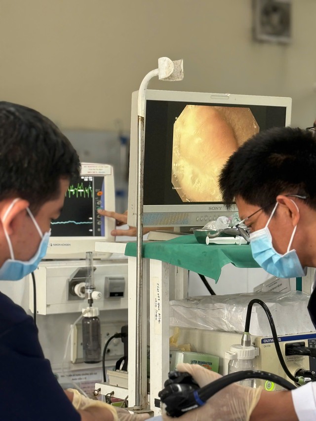 Khoa Nội tim mạch – Bệnh viện Lê Văn Thịnh điều trị thành công ca bệnh nhồi máu cơ tim cấp kèm xuất huyết tiêu hóa trên- Ảnh 3. Khoa Nội tim mạch – Bệnh viện Lê Văn Thịnh điều trị thành công ca bệnh nhồi máu cơ tim cấp kèm xuất huyết tiêu hóa trên- Ảnh 3.
