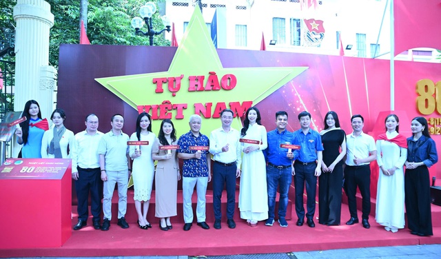 Phát động Chiến dịch truyền thông “Tôi yêu Tổ quốc tôi”- Ảnh 2.