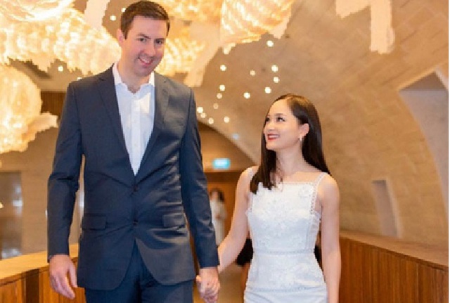 Bị hỏi về việc ly thân chồng Tây, Lan Phương nói thẳng 1 điều- Ảnh 1. Bị hỏi về việc ly thân chồng Tây, Lan Phương nói thẳng 1 điều- Ảnh 1.