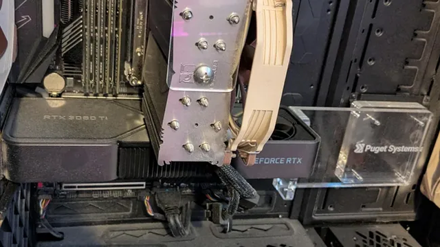 Một người lich bong da truc tiep mắn vừa "hốt trọn" dàn PC cao cấp 8000 USD với giá chỉ... 23,5 USD với Threadripper 24 nhân và RTX 3080 Ti- Ảnh 1.