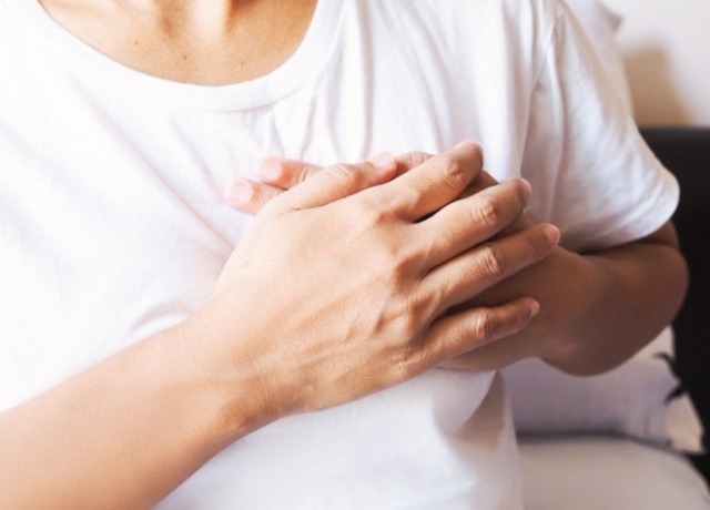 5 thay đổi sớm nhất trên cơ thể nam giới khi bị ung thư tinh hoàn "nhắm trúng", nhận ra sớm bao nhiêu mừng bấy nhiêu!- Ảnh 2. 5 thay đổi sớm nhất trên cơ thể nam giới khi bị ung thư truc tiep bong da c1 hoàn "nhắm trúng", nhận ra sớm bao nhiêu mừng bấy nhiêu!- Ảnh 2.