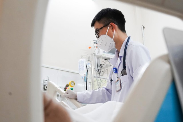 Bệnh viện Thống Nhất cứu sống bệnh nhân nhiễm khuẩn nguy kịch- Ảnh 2. Bệnh viện Thống Nhất cứu sống bệnh nhân nhiễm khuẩn nguy kịch- Ảnh 2.