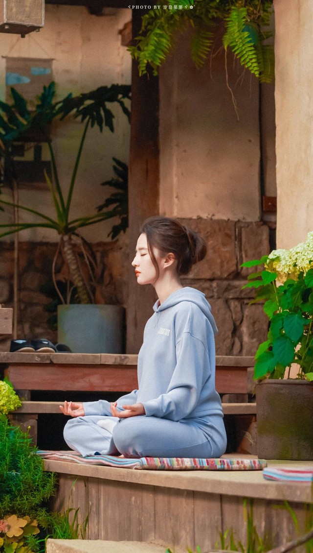 Giải thích hiện tượng người sinh năm 1990 - 1996 như
"yêu tinh không tuổi"- Ảnh 2.
