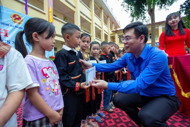 Khánh thành công trình kè chống sạt lở trường học tại tỉnh Lào Cai- Ảnh 5.