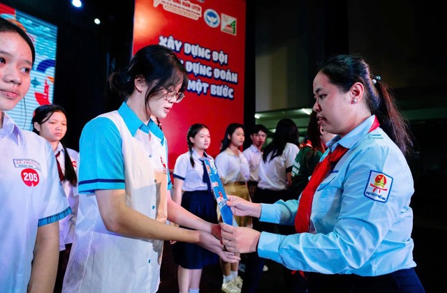 Hành trình tiếp nối những ngọn lửa nhiệt huyết của chỉ huy Đội thành phố mang tên Bác- Ảnh 4.