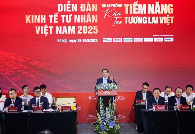 Thủ tướng Chính phủ Phạm Minh Chính dự Diễn đàn Kinh tế tư nhân Việt Nam 2025- Ảnh 1.