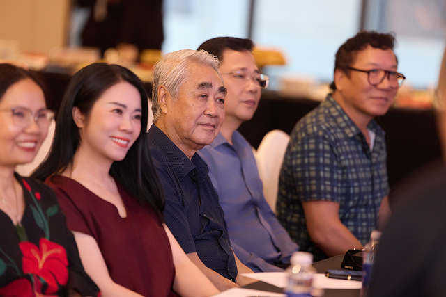 Divo Tùng Dương: “Tiếng hát của Lê Minh Ngọc ngày càng mượt mà, xúc động”- Ảnh 5.