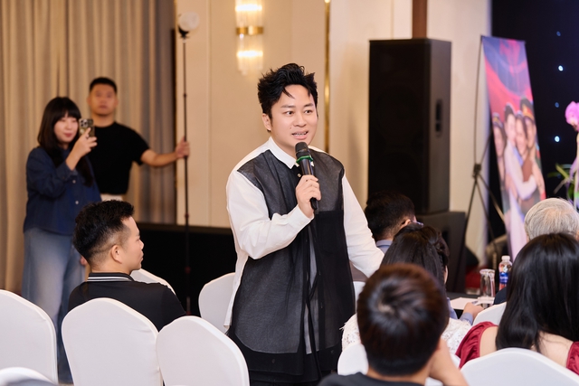 Divo Tùng Dương: “Tiếng hát của Lê Minh Ngọc ngày càng mượt mà, xúc động”- Ảnh 2.