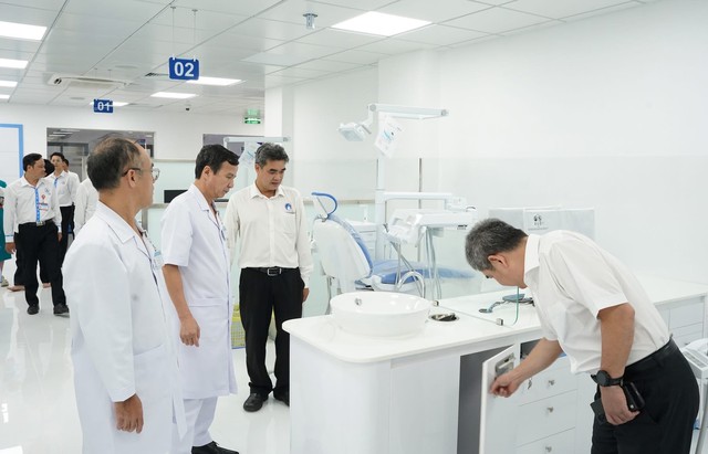 Trung tâm Răng Hàm Mặt kỹ thuật cao Bệnh viện Thống Nhất chính thức tiếp nhận bệnh nhân từ ngày 23/9- Ảnh 4. xem bong da truc tiep cup c1 tâm Răng Hàm Mặt kỹ thuật cao Bệnh viện Thống Nhất chính thức tiếp nhận bệnh nhân từ ngày 23/9- Ảnh 4.