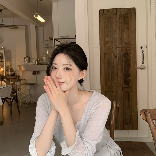 Ở Hà Nội 7 năm, cặp vợ chồng tích góp được 2 tỷ vào Khánh Hòa mua chung cư mới toanh: “Cố ở thủ đô, chắc không bao giờ mua nhà nổi”- Ảnh 1. Ở Hà Nội 7 năm, cặp vợ chồng tích góp được 2 tỷ vào Khánh Hòa mua chung cư mới toanh: “Cố ở thủ đô, chắc không bao giờ mua nhà nổi”- Ảnh 1.