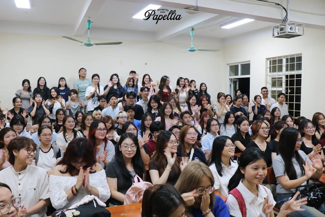 Không khí sôi động tại buổi tuyển thành viên Wings Up 2025: Papellia
- Ảnh 2. Không khí sôi động tại buổi tuyển thành viên Wings Up 2025: Papellia
- Ảnh 2.
