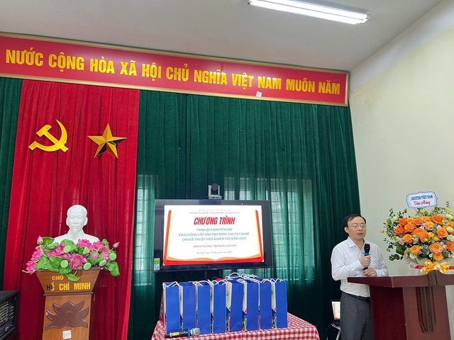 Chi hội người mù Thanh Xuân và Tập đoàn Logitem Việt Nam đồng hành cùng người khiếm thị- Ảnh 1.
