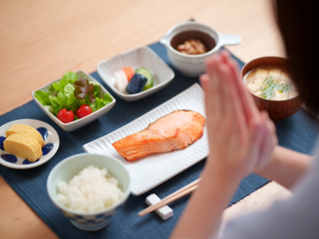 Trẻ hơn 11 tuổi so với tuổi thực, chuyên gia tiết lộ 4 bí quyết ăn uống “trẻ hóa” cơ thể- Ảnh 1. Trẻ hơn 11 tuổi so với tuổi thực, chuyên gia tiết lộ 4 bí quyết ăn uống “trẻ hóa” cơ thể- Ảnh 1.