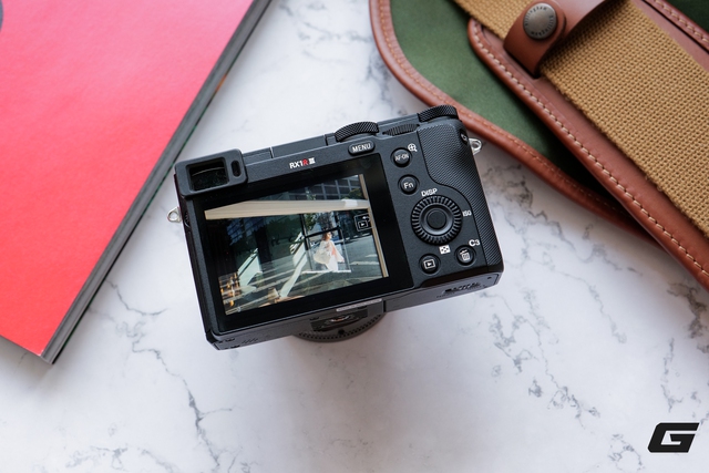 Trải nghiệm Sony RX1R III: Cầm nhỏ gọn, ảnh 61MP "nét căng" nhưng lại có một điểm yếu đáng để tâm này- Ảnh 6. Trải nghiệm Sony RX1R III: Cầm nhỏ gọn, ảnh 61MP "nét căng" nhưng lại có một điểm yếu đáng để tâm này- Ảnh 6.