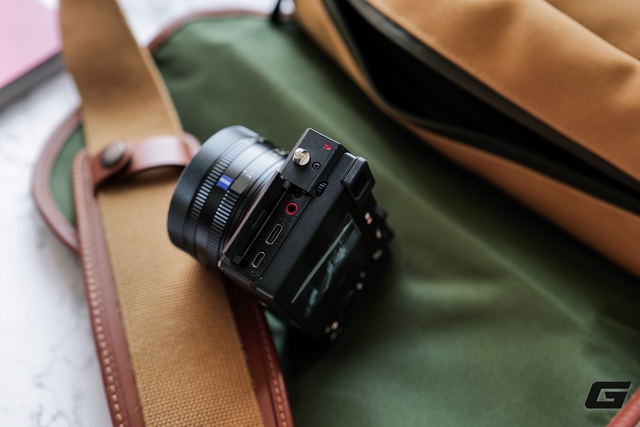 Trải nghiệm Sony RX1R III: Cầm nhỏ gọn, ảnh 61MP "nét căng" nhưng lại có một điểm yếu đáng để tâm này- Ảnh 4. Trải nghiệm Sony RX1R III: Cầm nhỏ gọn, ảnh 61MP "nét căng" nhưng lại có một điểm yếu đáng để tâm này- Ảnh 4.