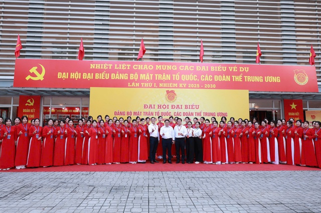 Tổng Bí thư Tô Lâm dự và phát biểu chỉ đạo Đại hội đại biểu Đảng bộ MTTQ, các đoàn thể Trung ương lần thứ I, nhiệm kỳ 2025-2030- Ảnh 12. Tổng Bí thư Tô Lâm dự và phát biểu chỉ đạo Đại hội đại biểu Đảng bộ MTTQ, các đoàn thể Trung ương lần thứ I, nhiệm kỳ 2025-2030- Ảnh 12.