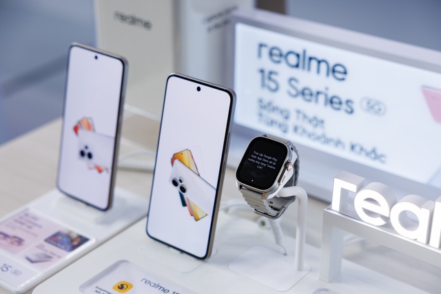 realme 15 Series chính thức ra mắt: Nhiều tính năng AI thú vị, máy đẹp, pin "khủng", giá từ 9 triệu đồng- Ảnh 2.