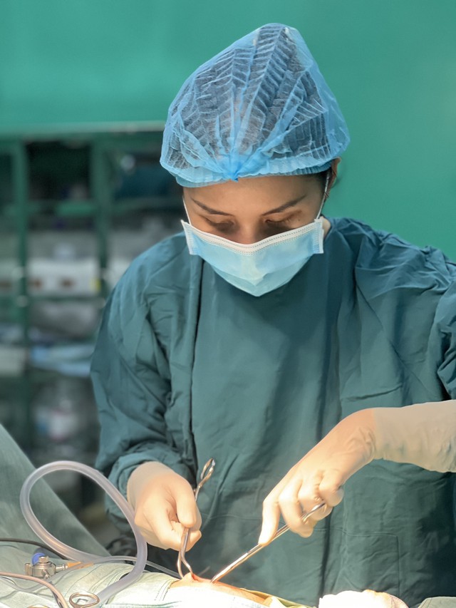 Tp. Hồ Chí Minh thống nhất giá khám chữa bệnh công lập: Minh bạch, công bằng, giảm nỗi lo “mỗi nơi một giá”- Ảnh 4.