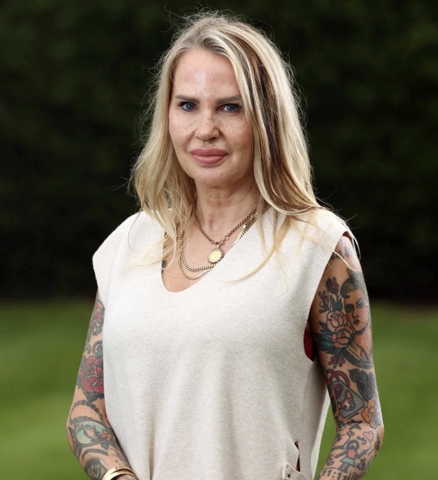 Vợ chồng trúng số độc đắc: Từ biệt thự, Porsche đến trắng tay, nợ nần, sống trong ‘địa ngục’- Ảnh 2.