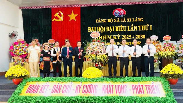 Lào Cai hoàn thành sớm gần 10 ngày đại hội đảng bộ cấp trên trực tiếp cơ sở nhiệm kỳ 2025-2030- Ảnh 1.