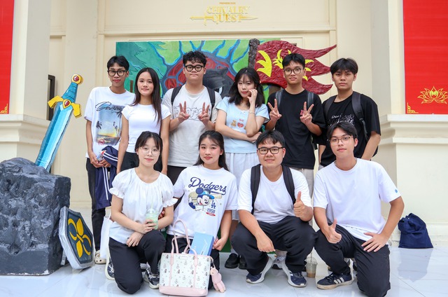 Tân hiệp sĩ PR-ADs bùng nổ năng lượng tại ngày hội gặp mặt Premiere 2025- Ảnh 2.