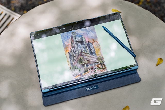 Trải nghiệm nhanh Lenovo Yoga Book 9i Gen 10: Màn hình kép, hiệu năng cao cùng loạt trải nghiệm sáng tạo linh hoạt, ai sẽ là người cần?- Ảnh 15.
