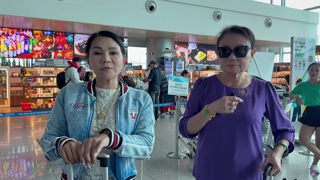Con dâu Thanh Tuyền cùng mẹ chồng bay sang Mỹ rồi lại về nước ngay trong đêm, làm một việc quan trọng- Ảnh 1. Con dâu Thanh Tuyền cùng mẹ chồng bay sang Mỹ rồi lại về nước ngay trong đêm, làm một việc quan trọng- Ảnh 1.