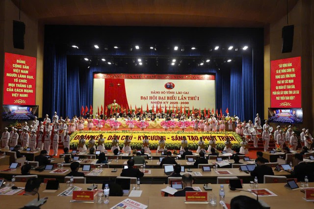 Lào Cai từng bước trở thành cực tăng trưởng nơi phên dậu biên cương khu vực Tây Bắc- Ảnh 1.