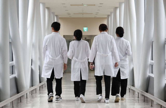 Chuyện gì đây: Sinh viên ồ ạt rời bỏ 3 trường đại học hàng đầu để chạy theo giấc mơ mới! - Ảnh 1. Chuyện gì đây: bong da ket qua truc tiep viên ồ ạt rời bỏ 3 trường đại học hàng đầu để chạy theo giấc mơ mới! - Ảnh 1.