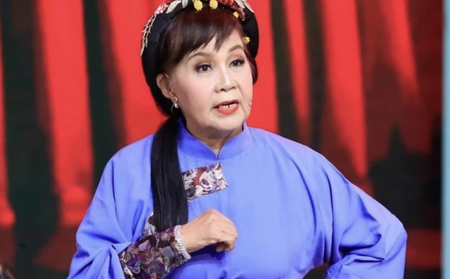 Nữ nghệ sĩ đang diễn thì chồng mất, phải cắn răng diễn hết mới về để tang: "Nhiều người trách tôi"- Ảnh 2. Nữ nghệ sĩ đang diễn thì chồng mất, phải cắn răng diễn hết mới về để tang: "Nhiều người trách tôi"- Ảnh 2.