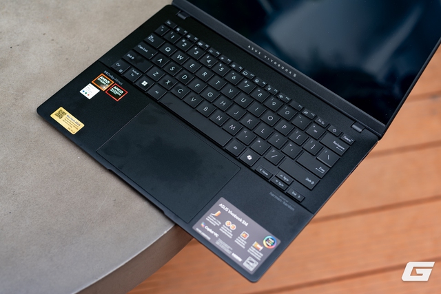 Đây là bộ đôi ASUS truc tiep bong da keo nha cai S5: Kẻ thì intel, người lại AMD, 14 hay 16 inch cho mùa tựu trường?- Ảnh 11.