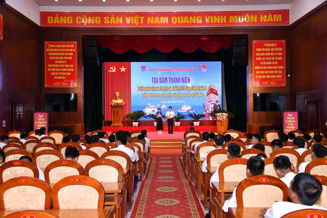 Tuổi trẻ Vùng Cảnh sát biển 4 tọa đàm “Phát huy hào khí mùa Thu lịch sử – vững bước truc tiep bong da vtv6 sự nghiệp xây dựng và bảo vệ Tổ quốc”
- Ảnh 1.