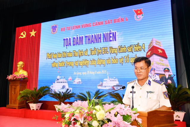 Tuổi trẻ Vùng Cảnh sát biển 4 tọa đàm “Phát huy hào khí mùa Thu lịch sử – vững bước truc tiep bong da vtv6 sự nghiệp xây dựng và bảo vệ Tổ quốc”
- Ảnh 2.