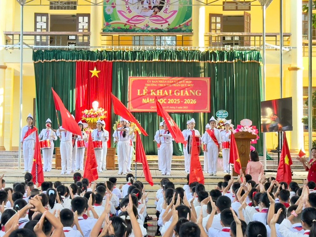 Gần 1,7 triệu thầy cô giáo và 30 triệu học sinh, sinh viên tham dự lễ khai giảng năm học 2025 – 2026- Ảnh 1. Gần 1,7 triệu thầy cô giáo và 30 triệu học sinh, sinh viên tham dự lễ khai giảng năm học 2025 – 2026- Ảnh 1.