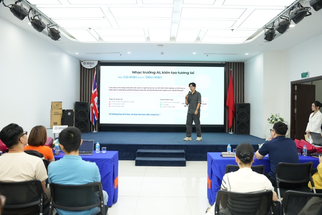 “Làm chủ AI - Làm chủ sự nghiệp”: Workshop giúp bạn trẻ bắt trend AI, trải nghiệm laptop xịn và rinh quà khủng- Ảnh 3. “Làm chủ AI - Làm chủ sự nghiệp”: Workshop giúp bạn trẻ bắt trend AI, trải nghiệm laptop xịn và rinh quà khủng- Ảnh 3.