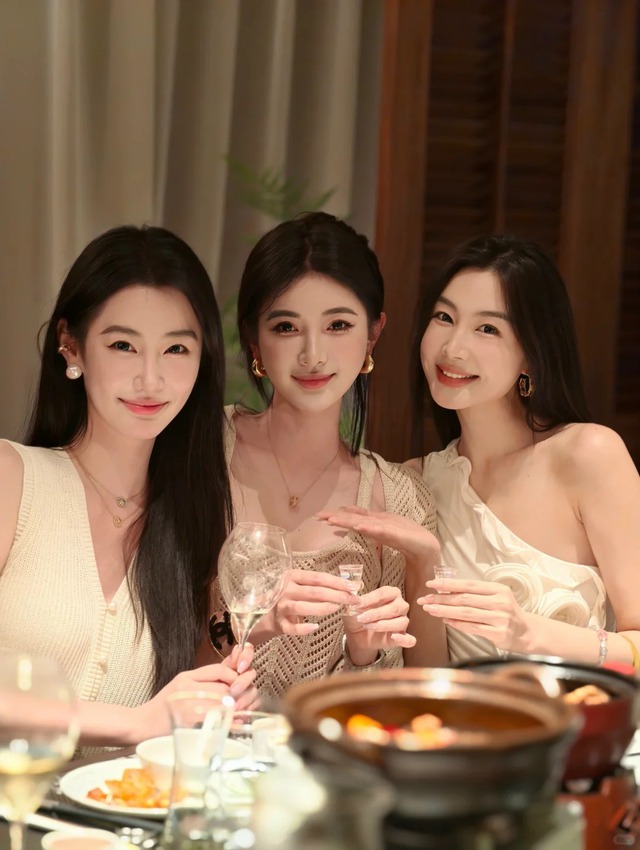 Đi họp lớp, “lich bong da truc tiep khôi” hỏi lương: Tôi định nói 50 triệu, vợ đá một cái liền sửa thành 9 triệu, cú nhắc khéo cứu cả gia đình- Ảnh 3.