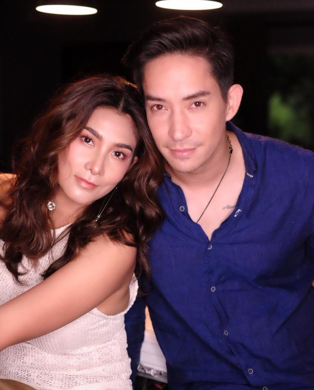Giữa showbiz đầy thị phi, cặp đôi này vẫn nắm tay truc tiep bong da c1 suốt 17 năm nhờ nguyên tắc bất ngờ- Ảnh 4.