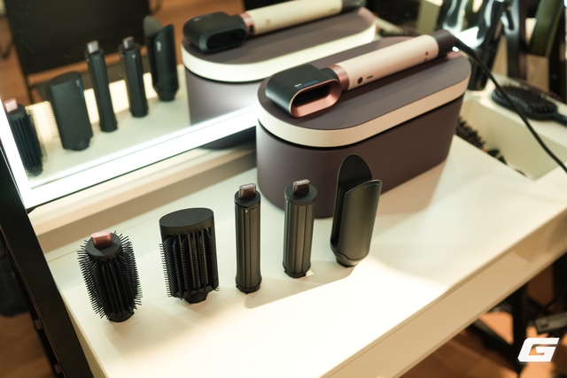 Cận cảnh Dyson Airwrap Co-anda2x: Bước nhảy vọt bong da ket qua truc tiep máy tạo kiểu tóc đa năng, 1 chiếc máy bong da ket qua truc tiep cả nhà dùng- Ảnh 2.
