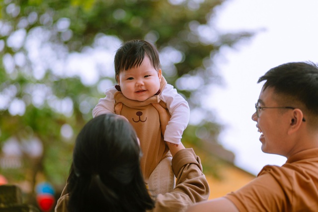 Chọn sữa cho con: Khi gia đình là điểm tựa trong hành trình nuôi con khỏe mạnh- Ảnh 1. Chọn sữa cho con: Khi gia đình là điểm tựa trong hành trình nuôi con khỏe mạnh- Ảnh 1.