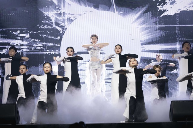 stage-duong-gian-1757237531591440101304.jpg