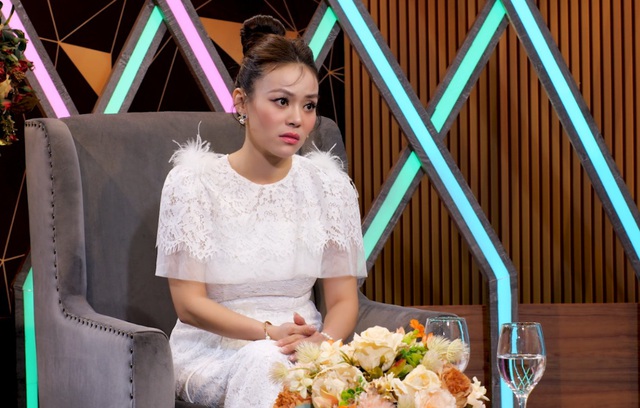 Nữ lich tuong thuat truc tiep bong da hom nay sĩ phải bỏ nghề đi buôn bán, giảm 17kg: "Tôi không chịu nổi áp lực"- Ảnh 1.