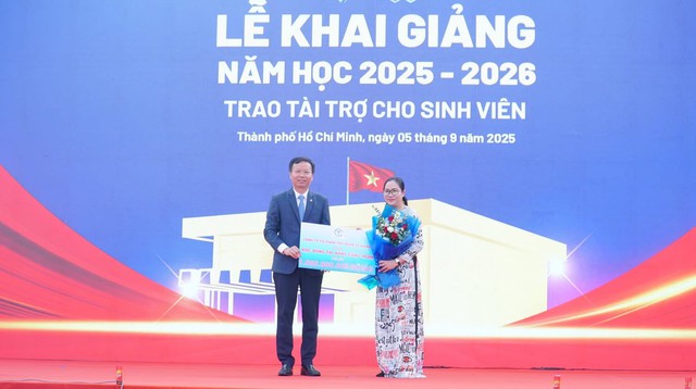 CT Group triển khai Chương trình Học bổng Tài năng Công nghệ tại Đại học Quốc gia - Hồ Chí Minh- Ảnh 1.