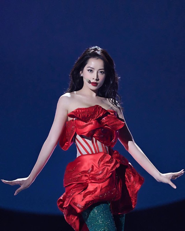 Mỹ nhân đẹp nhất Việt Nam từng bị phản đối làm keo nha cai com truc tiep bong da sĩ nay đắt show đáng nể, song keo nha cai com truc tiep bong da với Huỳnh Hiểu Minh còn gây sốt xứ Trung- Ảnh 3.