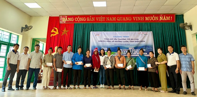 Câu lạc bộ CEO 1983 trao quà và thiết bị học tập cho học sinh và người dân xã Mường Luân tỉnh Điện Biên- Ảnh 2.