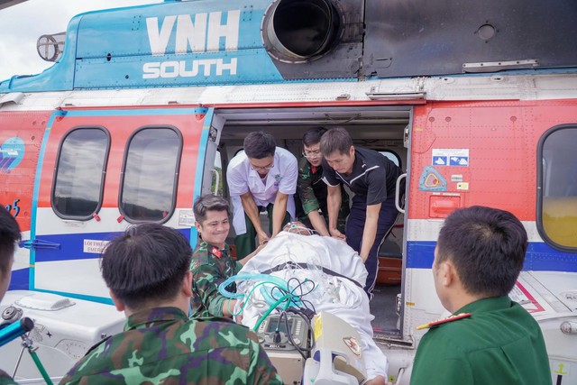 Cấp cứu và vận chuyển khẩn cấp ngư dân giảm áp tại đảo Song Tử Tây- Ảnh 5.