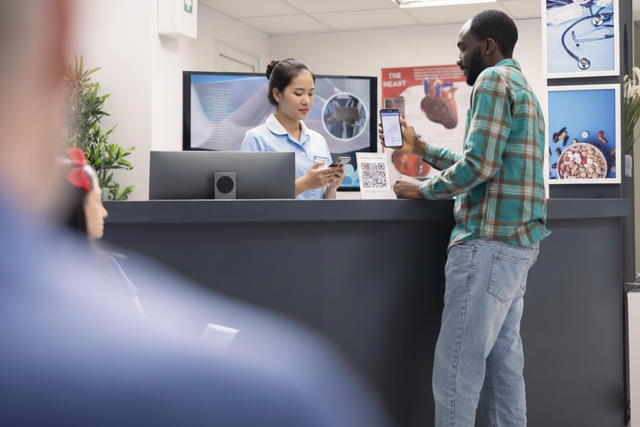 Giải mã trào lưu Việt kiều, người nước ngoài về Việt Nam khám chữa bệnh: Có 1 thứ chẳng ai ngờ đến!- Ảnh 3. Giải mã trào lưu Việt kiều, người nước ngoài về Việt Nam khám chữa bệnh: Có 1 thứ chẳng ai ngờ đến!- Ảnh 3.